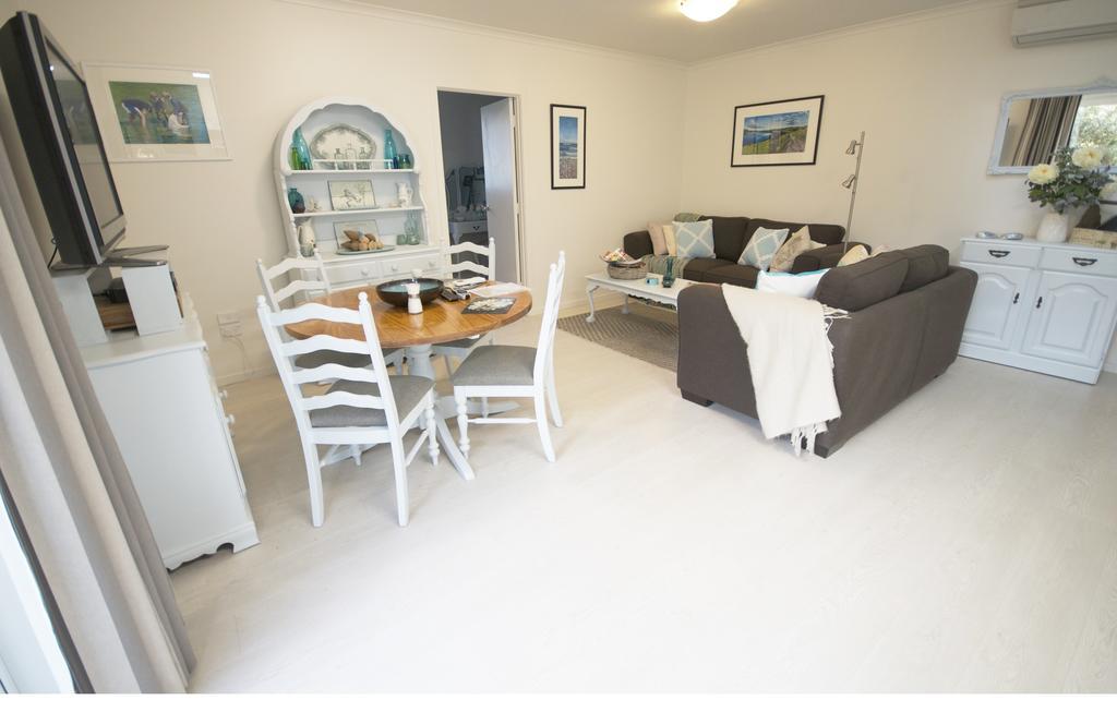 Company Bay Castlewood Cottage מראה חיצוני תמונה